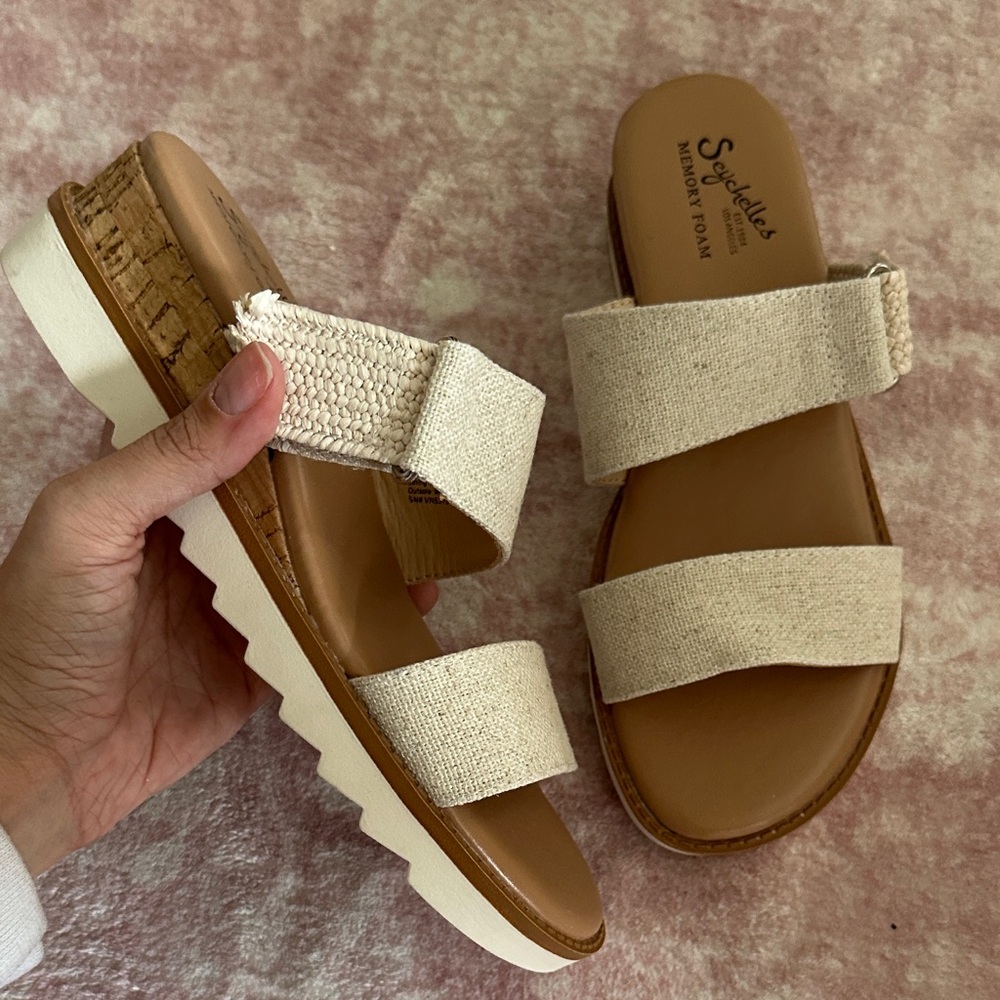 Seychelles Women's Tan and Cream Canvas Velcro Sandals